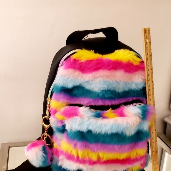 Rainbow backpack 🌈 🌈 bag NWT - Picture 5 of 6